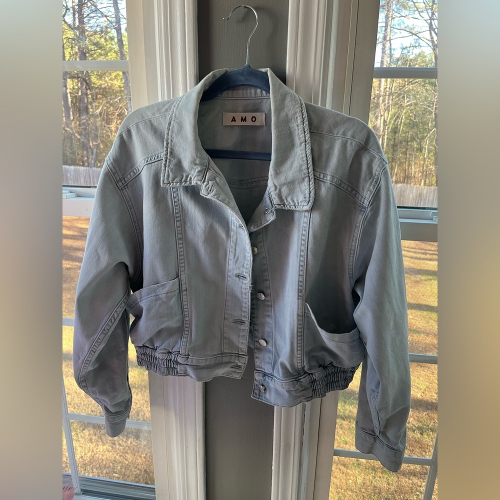 AMO Light Wash Blue Cropped Denim Jacket - Picture 5 of 6